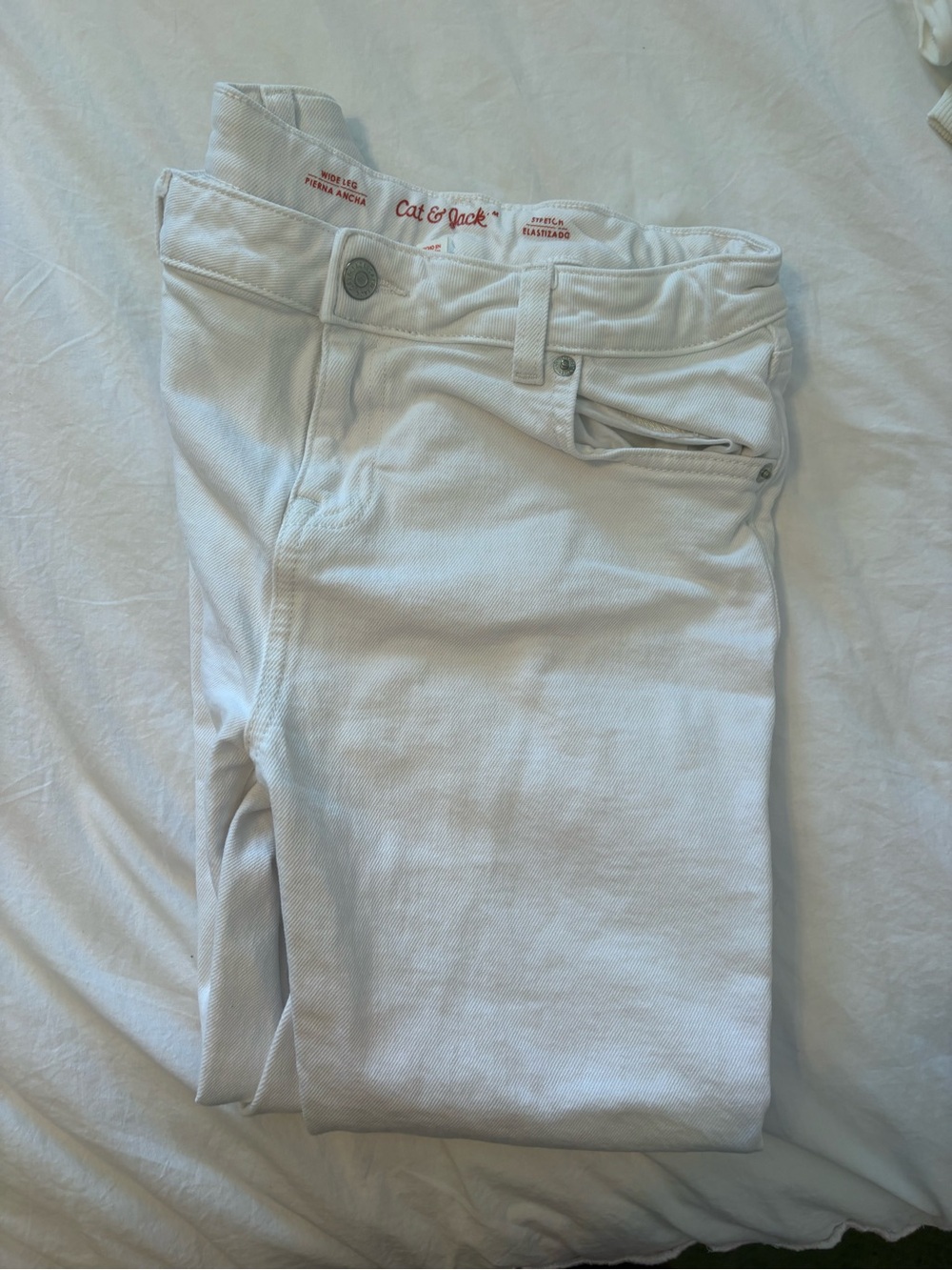 Girl cat and jack white jeans